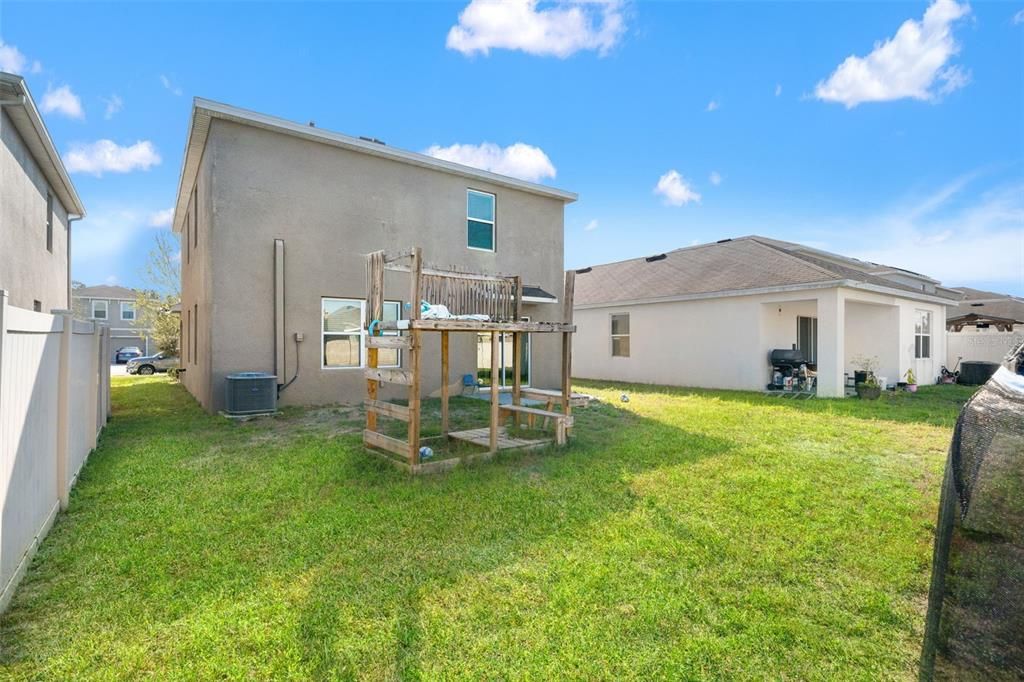 For Sale: $279,000 (4 beds, 3 baths, 2268 Square Feet)