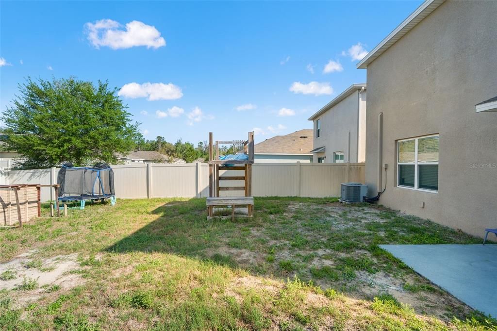 For Sale: $279,000 (4 beds, 3 baths, 2268 Square Feet)