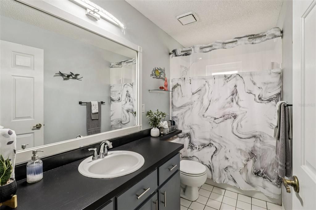 Active With Contract: $304,000 (2 beds, 2 baths, 1714 Square Feet)