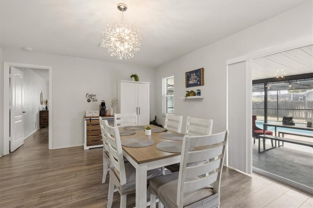Active With Contract: $449,000 (3 beds, 2 baths, 1584 Square Feet)