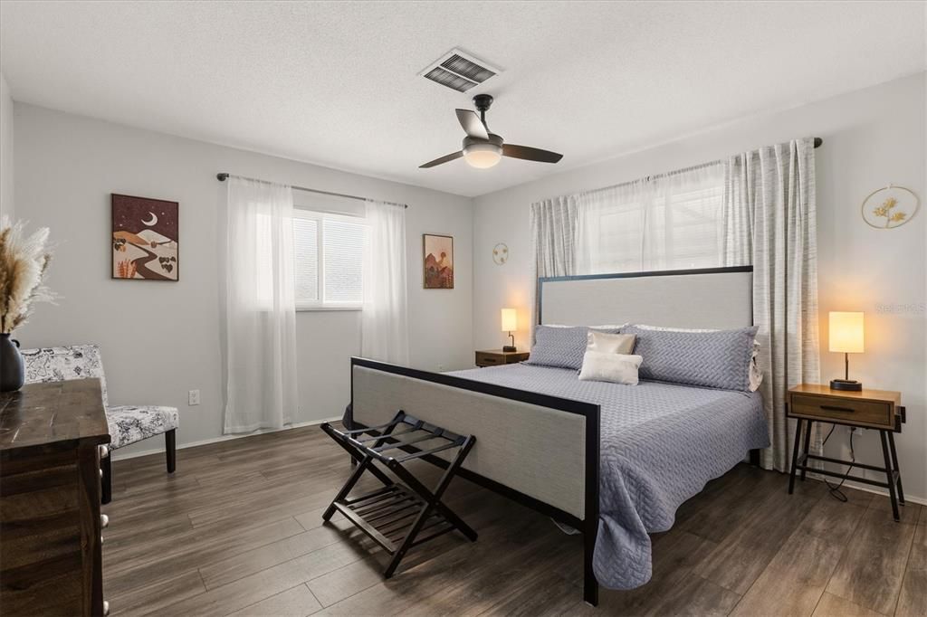Active With Contract: $449,000 (3 beds, 2 baths, 1584 Square Feet)