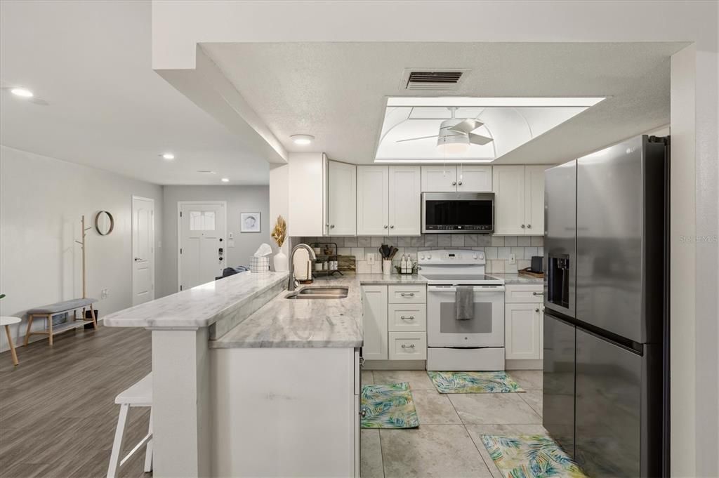 Active With Contract: $449,000 (3 beds, 2 baths, 1584 Square Feet)