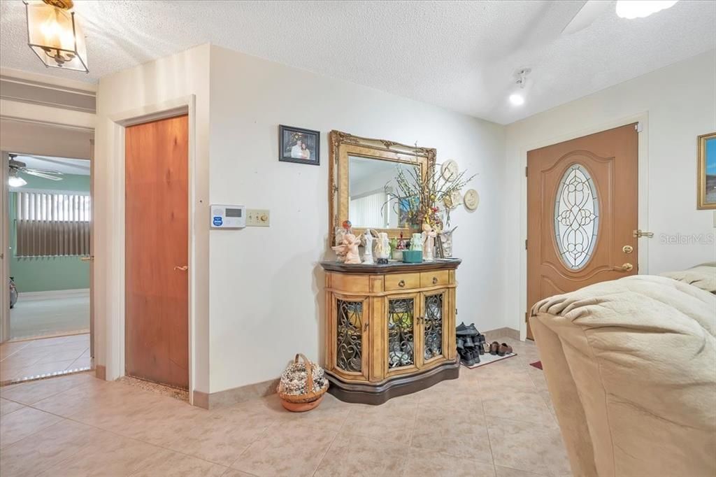 En Venta: $259,900 (3 camas, 2 baños, 1511 Pies cuadrados)