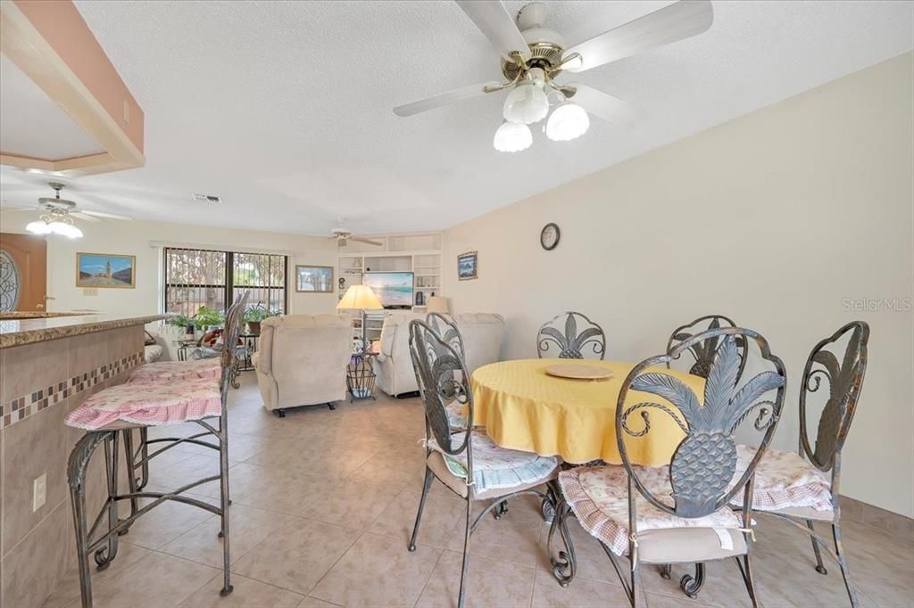 En Venta: $259,900 (3 camas, 2 baños, 1511 Pies cuadrados)