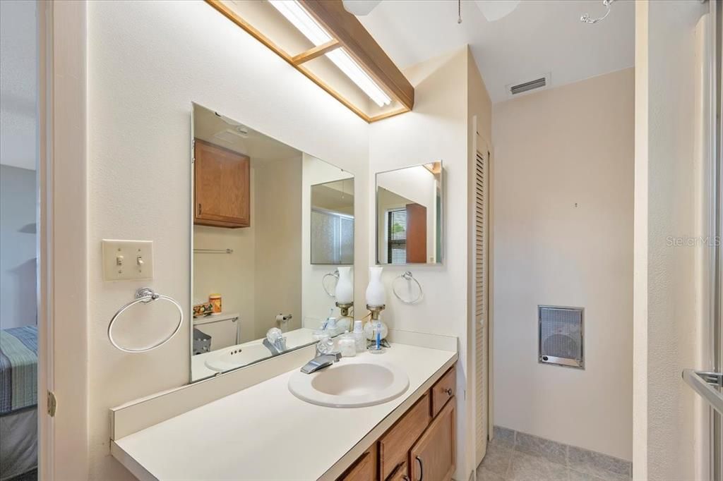 En Venta: $259,900 (3 camas, 2 baños, 1511 Pies cuadrados)