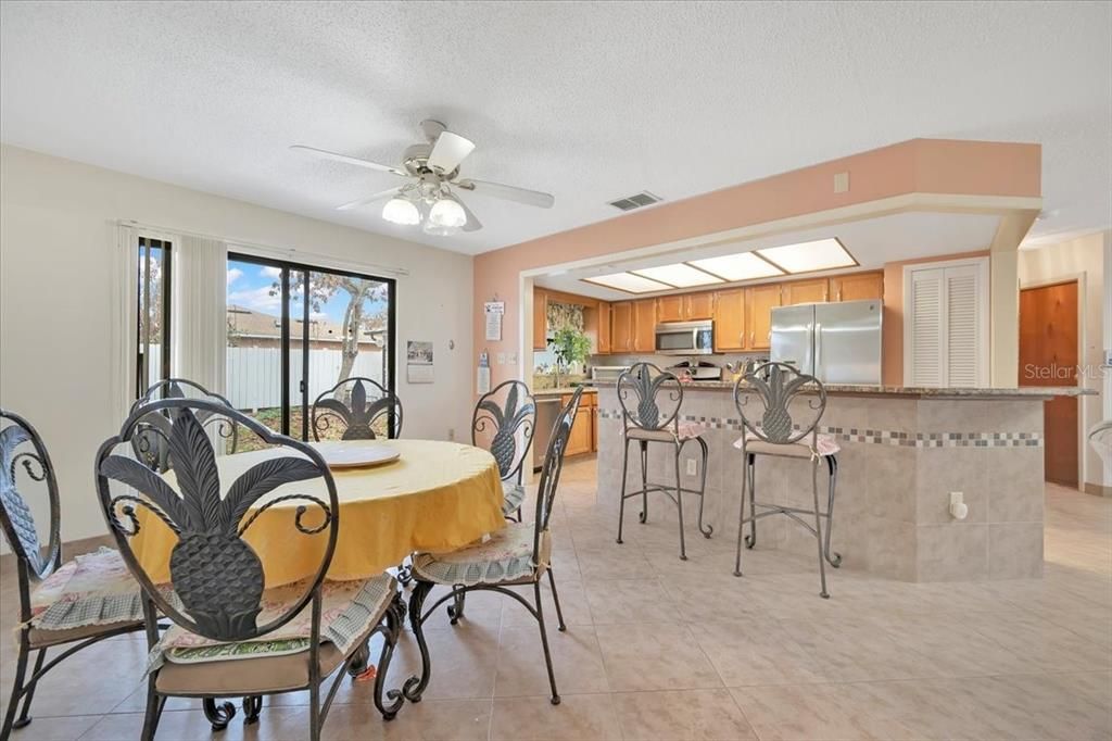 En Venta: $259,900 (3 camas, 2 baños, 1511 Pies cuadrados)