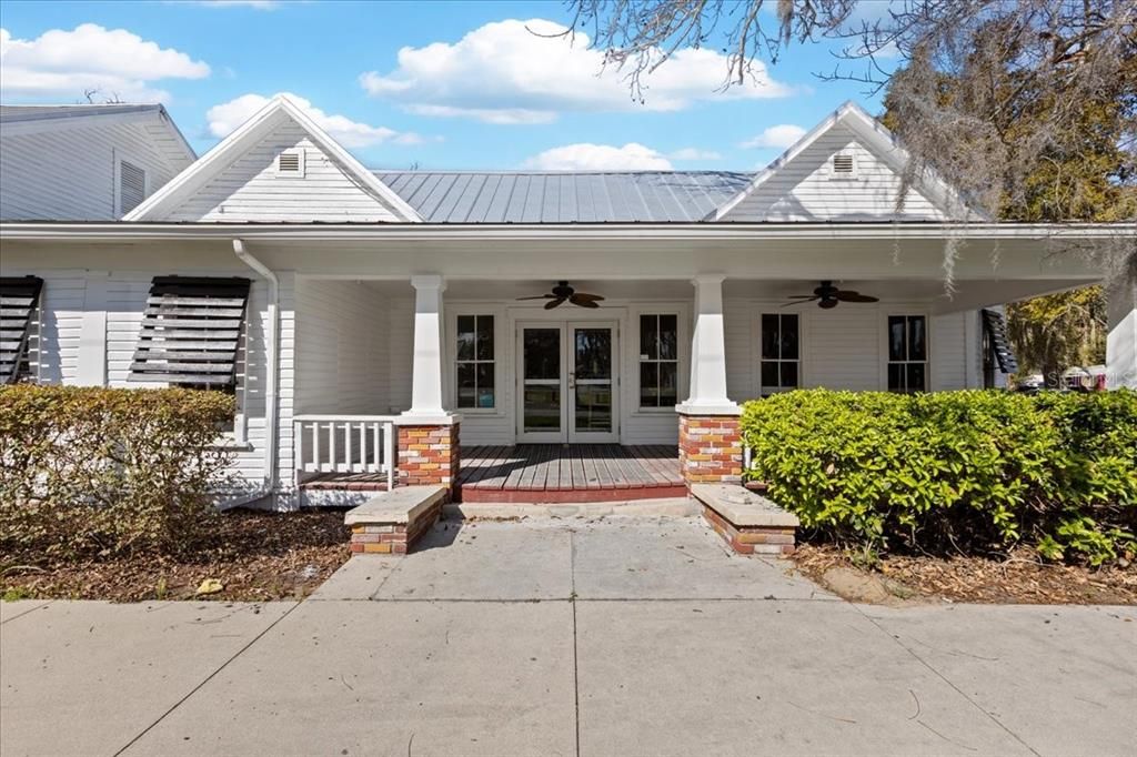 For Sale: $699,900 (0 beds, 0 baths, 3672 Square Feet)