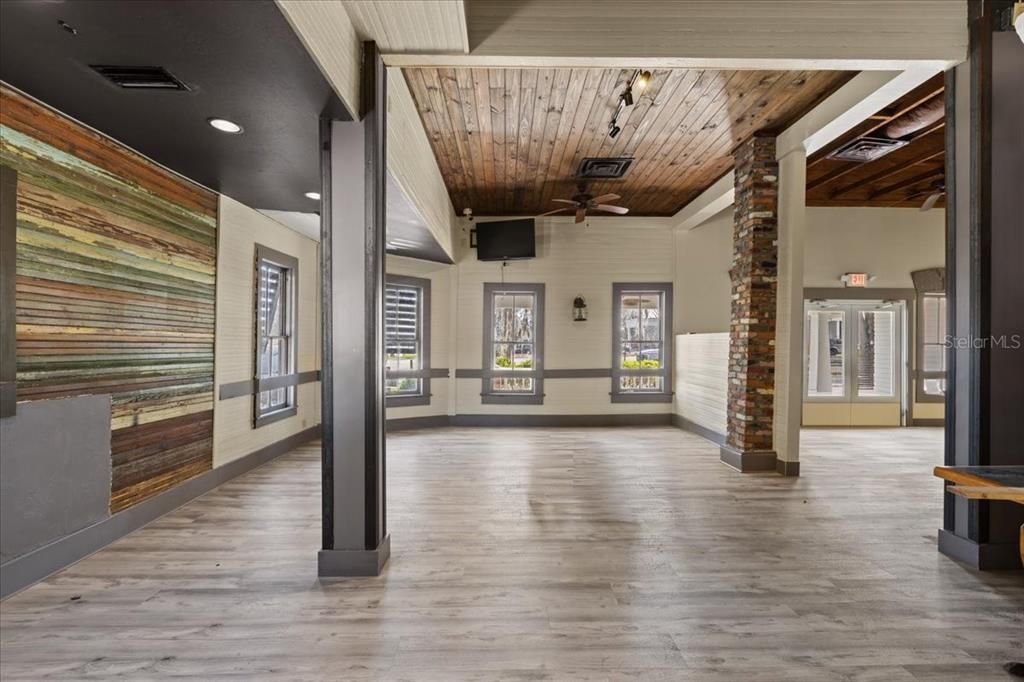 For Sale: $699,900 (0 beds, 0 baths, 3672 Square Feet)