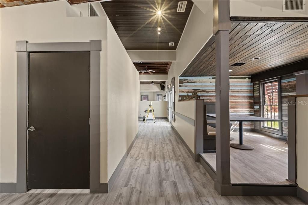 For Sale: $699,900 (0 beds, 0 baths, 3672 Square Feet)