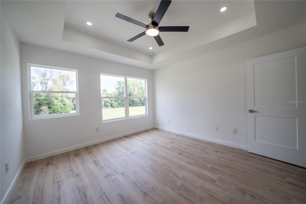 En Venta: $249,900 (2 camas, 2 baños, 1200 Pies cuadrados)