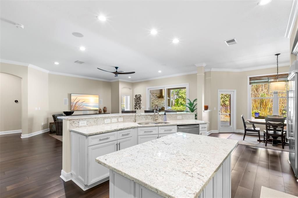 Active With Contract: $1,375,000 (5 beds, 4 baths, 4201 Square Feet)