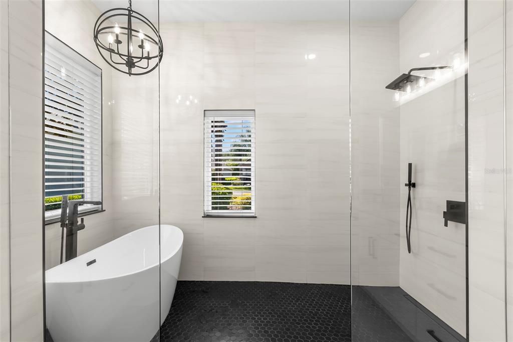 Active With Contract: $1,375,000 (5 beds, 4 baths, 4201 Square Feet)