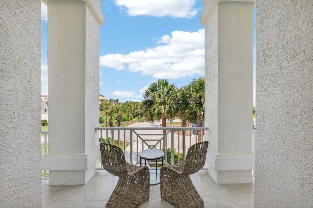 En Venta: $3,679,000 (5 camas, 4 baños, 4718 Pies cuadrados)