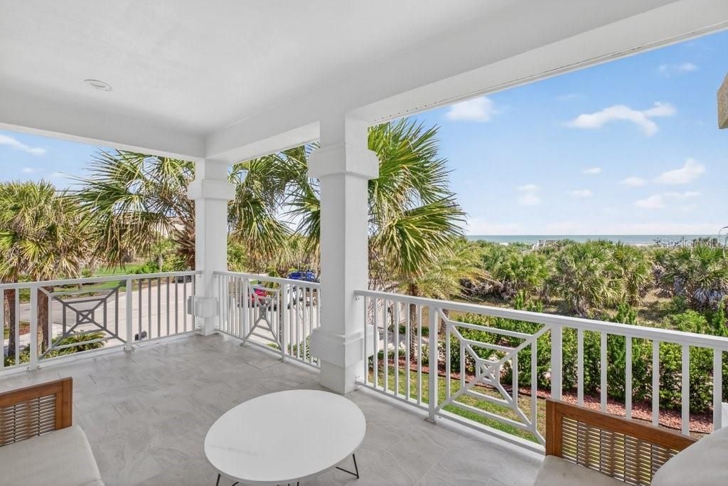 En Venta: $3,679,000 (5 camas, 4 baños, 4718 Pies cuadrados)