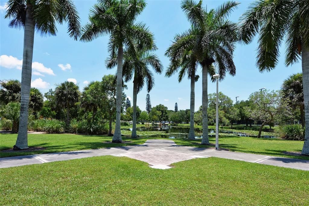 Active With Contract: $194,990 (3 beds, 2 baths, 1293 Square Feet)