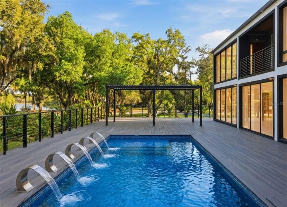 На продажу: $1,988,800 (4 спален, 5 ванн, 5677 Квадратных фут)