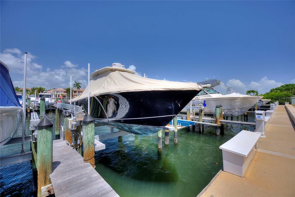 Activo con contrato: $749,000 (2 camas, 2 baños, 1533 Pies cuadrados)