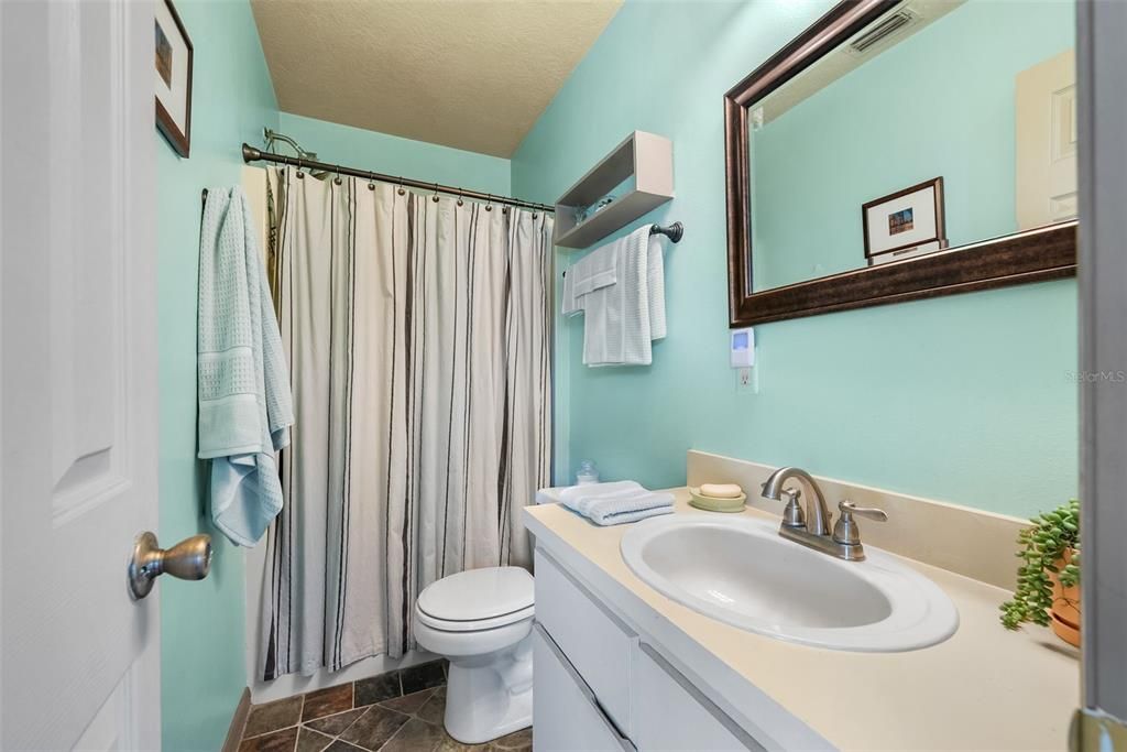 En Venta: $629,900 (5 camas, 4 baños, 2682 Pies cuadrados)