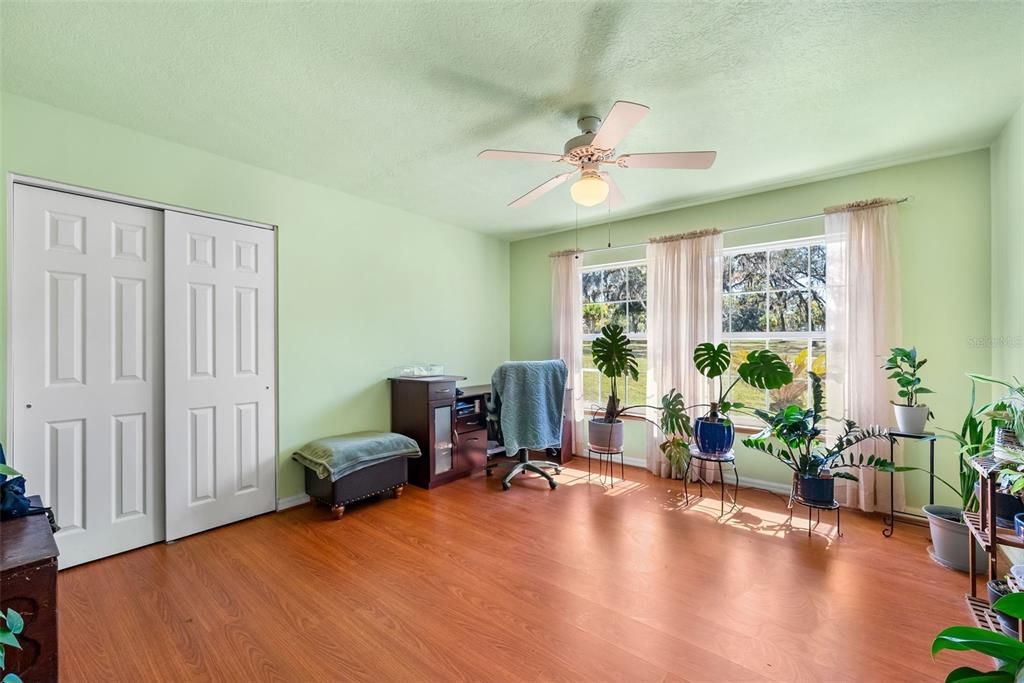 En Venta: $629,900 (5 camas, 4 baños, 2682 Pies cuadrados)