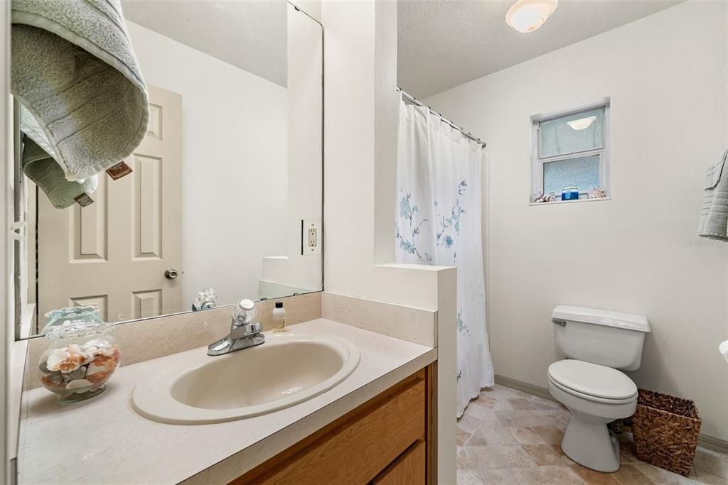 En Venta: $629,900 (5 camas, 4 baños, 2682 Pies cuadrados)