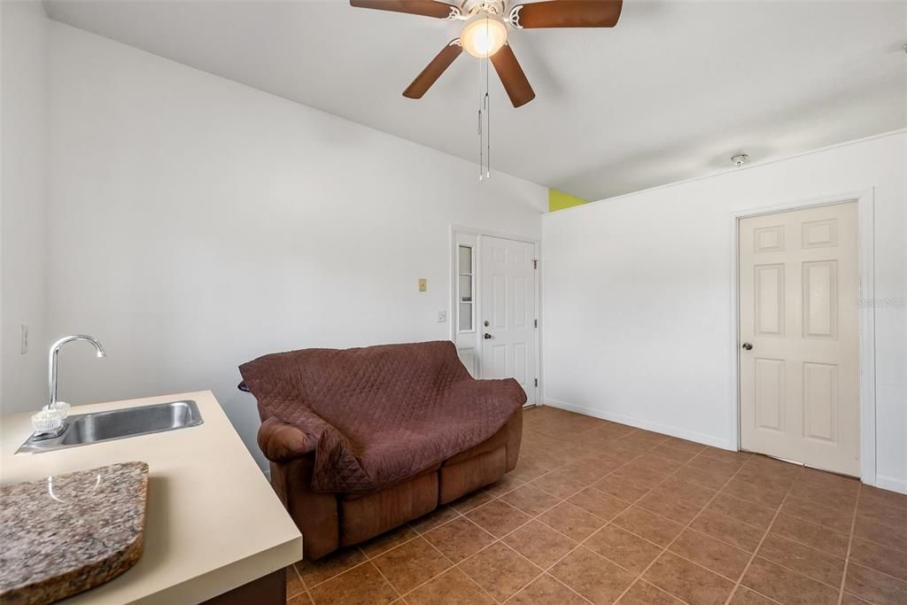 En Venta: $629,900 (5 camas, 4 baños, 2682 Pies cuadrados)
