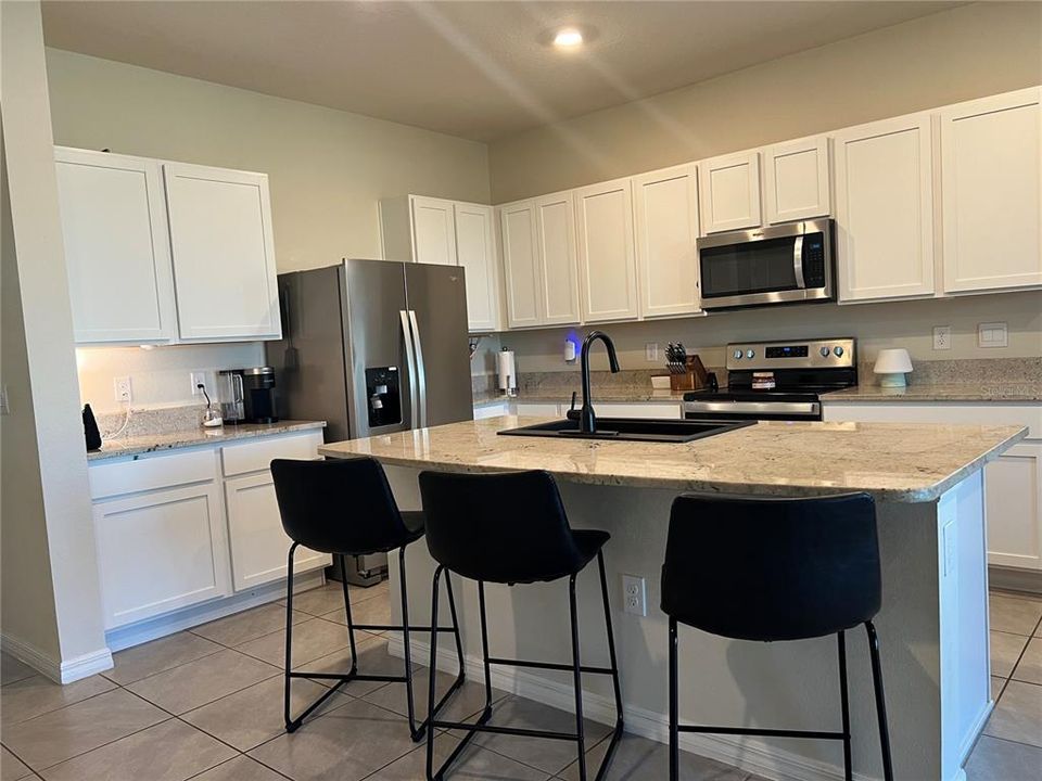 En Venta: $284,999 (3 camas, 2 baños, 1785 Pies cuadrados)