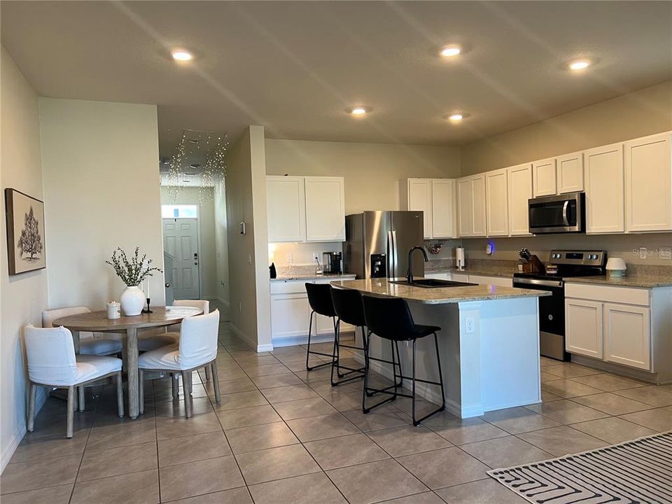 En Venta: $284,999 (3 camas, 2 baños, 1785 Pies cuadrados)