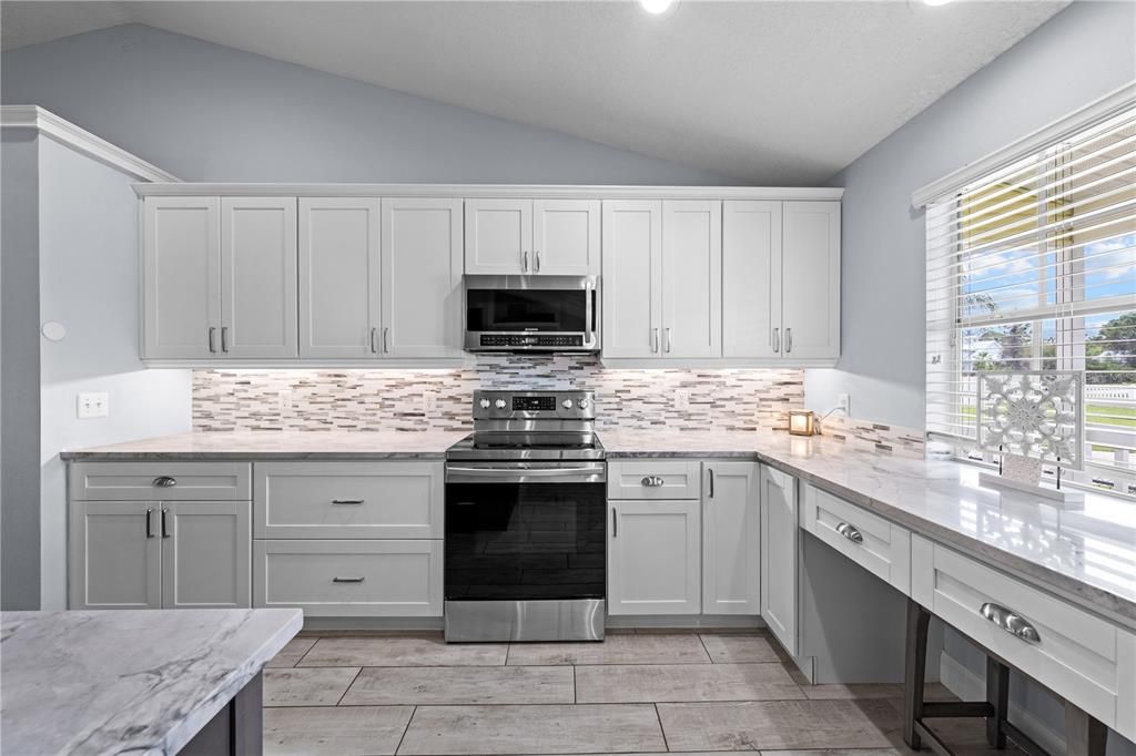 For Sale: $785,000 (4 beds, 3 baths, 2147 Square Feet)