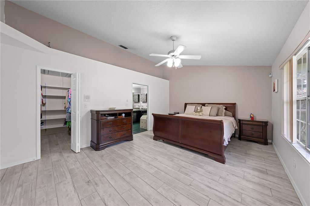 For Sale: $785,000 (4 beds, 3 baths, 2147 Square Feet)
