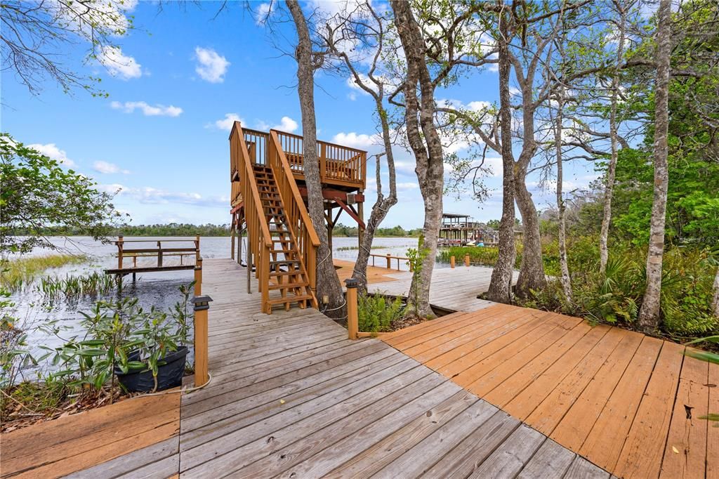 For Sale: $785,000 (4 beds, 3 baths, 2147 Square Feet)