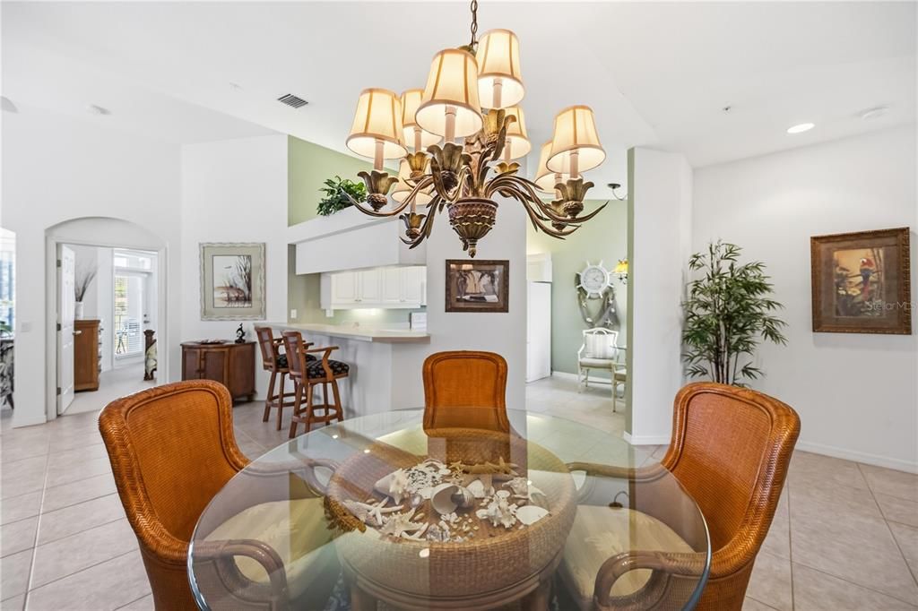 For Sale: $320,000 (3 beds, 2 baths, 1650 Square Feet)
