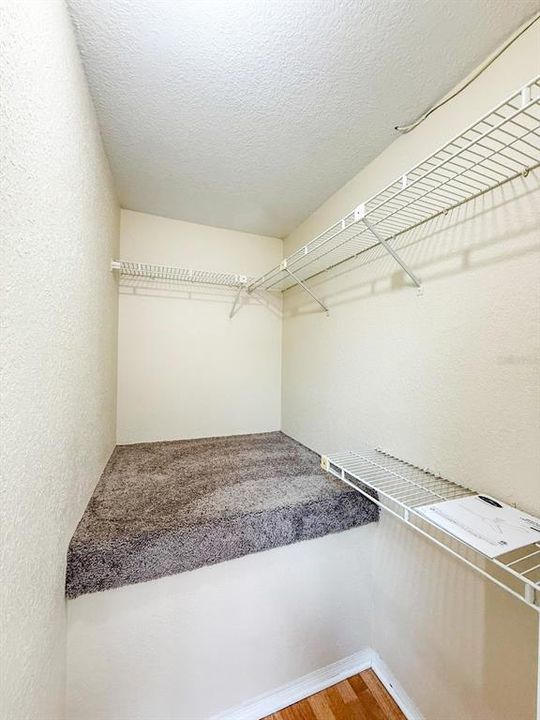 На продажу: $199,000 (2 спален, 2 ванн, 1092 Квадратных фут)