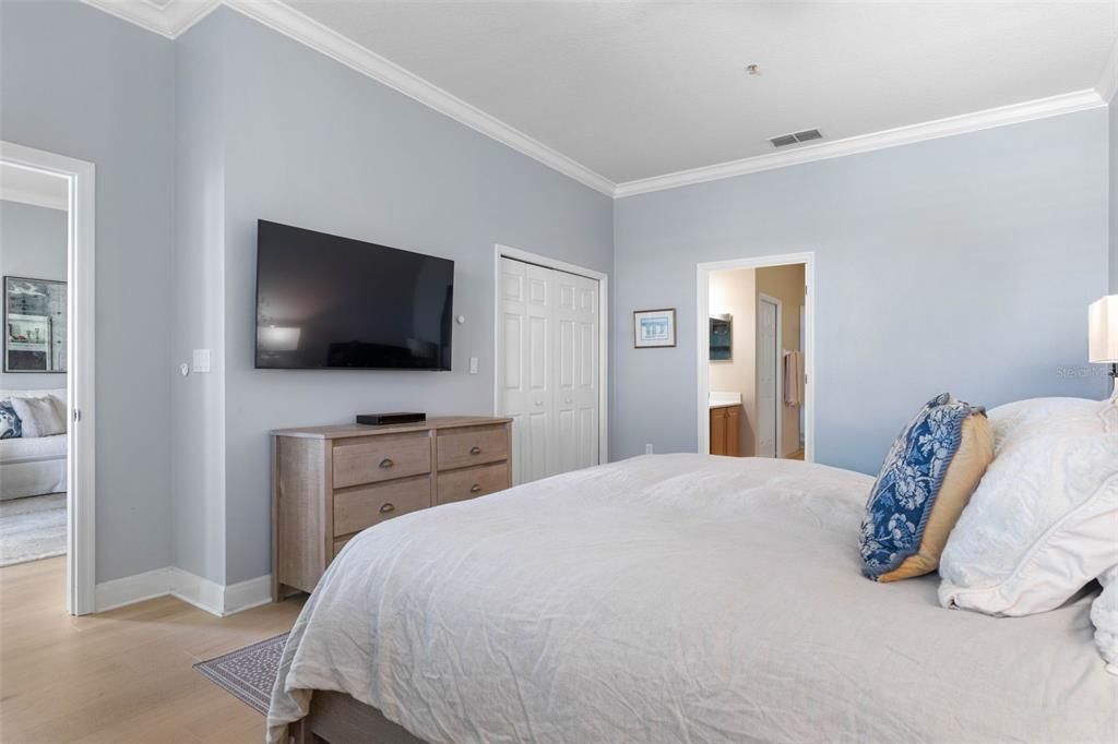 En Venta: $887,500 (3 camas, 3 baños, 2003 Pies cuadrados)