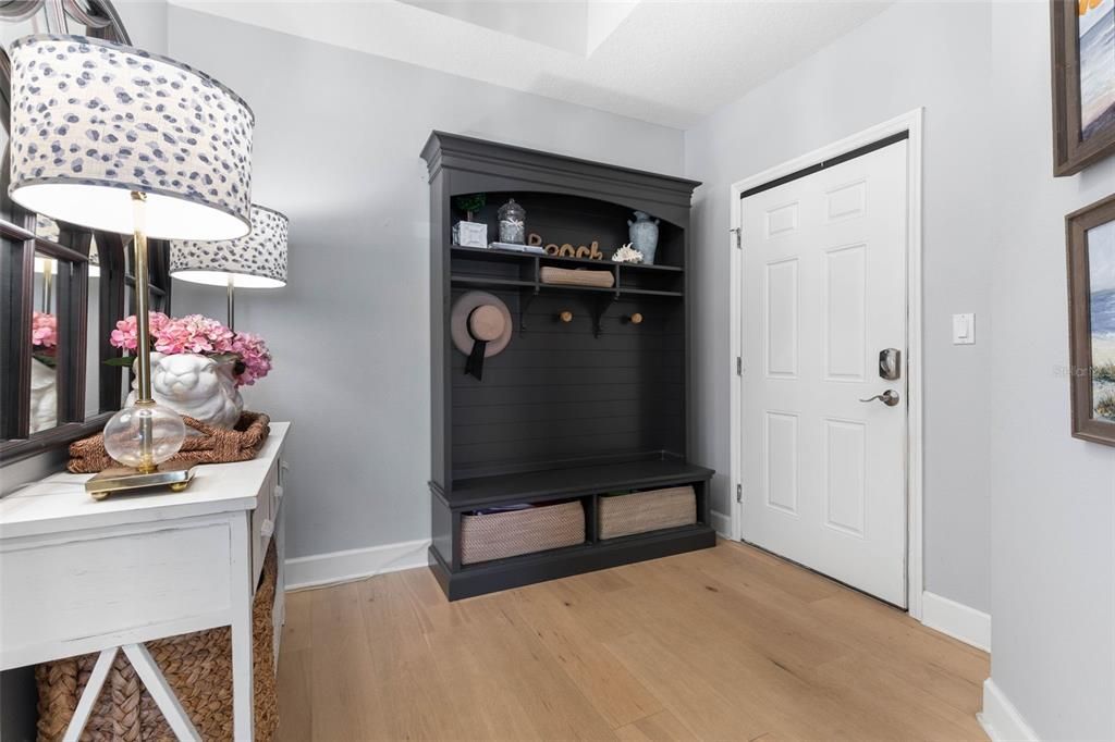 En Venta: $887,500 (3 camas, 3 baños, 2003 Pies cuadrados)