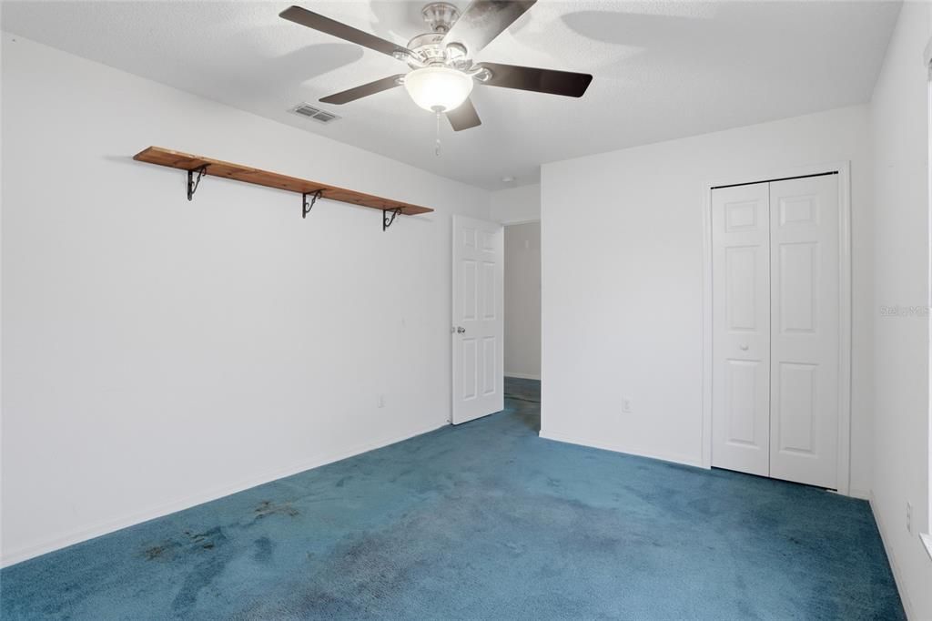 For Sale: $375,000 (4 beds, 2 baths, 1820 Square Feet)