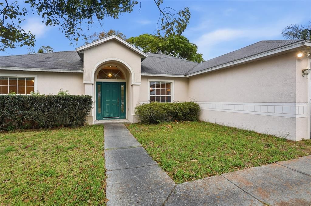 For Sale: $375,000 (4 beds, 2 baths, 1820 Square Feet)