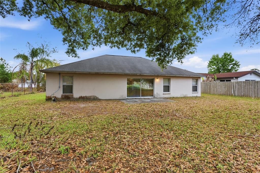 For Sale: $375,000 (4 beds, 2 baths, 1820 Square Feet)