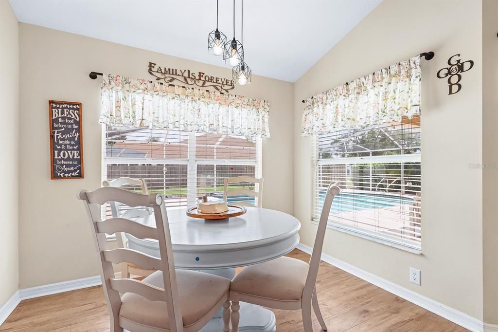 Active With Contract: $400,000 (3 beds, 2 baths, 1857 Square Feet)