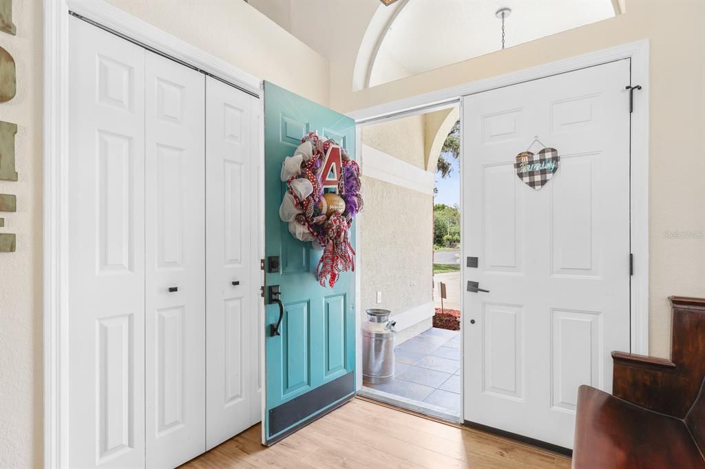 Active With Contract: $400,000 (3 beds, 2 baths, 1857 Square Feet)