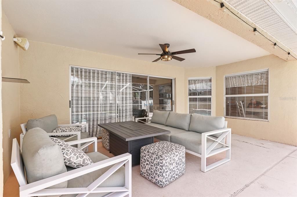 Active With Contract: $400,000 (3 beds, 2 baths, 1857 Square Feet)