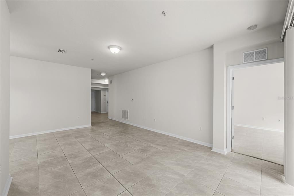 На продажу: $225,000 (3 спален, 2 ванн, 1401 Квадратных фут)