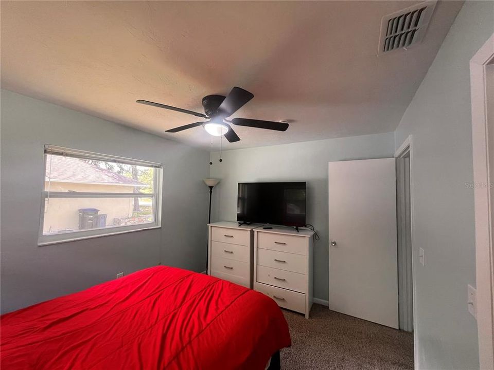 Activo con contrato: $197,500 (2 camas, 1 baños, 1360 Pies cuadrados)