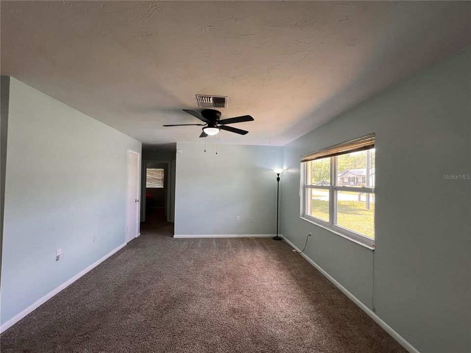 Activo con contrato: $197,500 (2 camas, 1 baños, 1360 Pies cuadrados)
