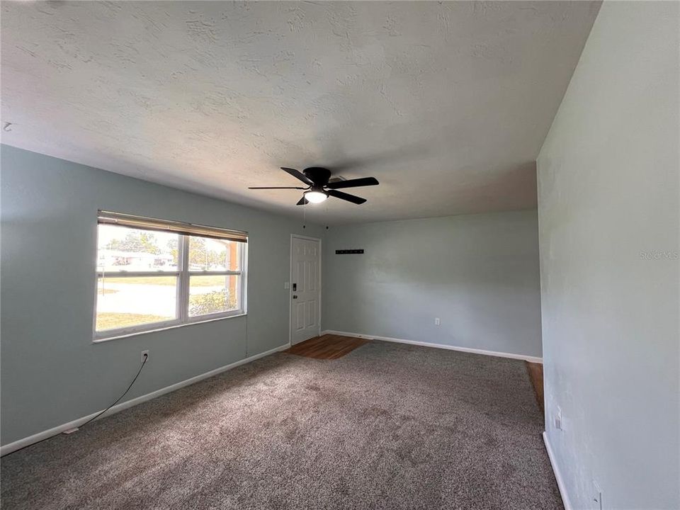 Activo con contrato: $197,500 (2 camas, 1 baños, 1360 Pies cuadrados)