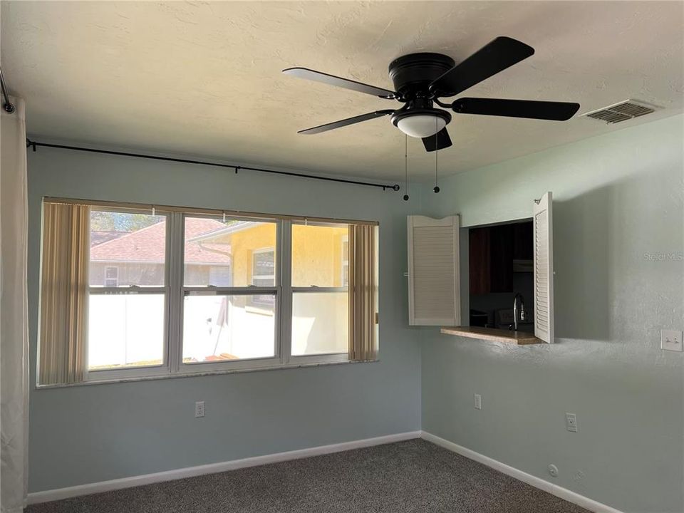 Activo con contrato: $197,500 (2 camas, 1 baños, 1360 Pies cuadrados)