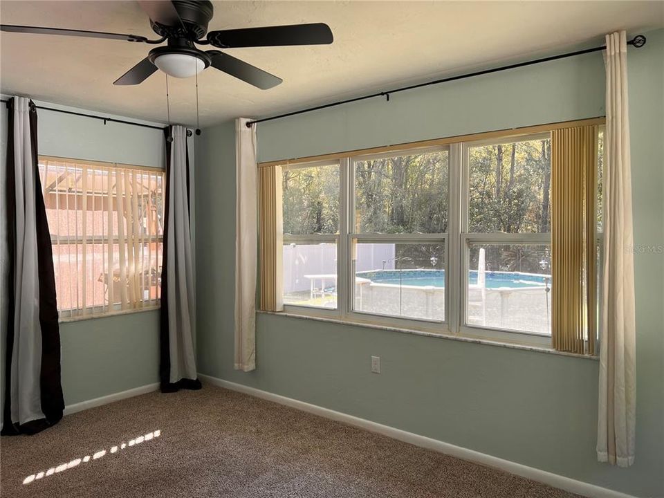 Activo con contrato: $197,500 (2 camas, 1 baños, 1360 Pies cuadrados)