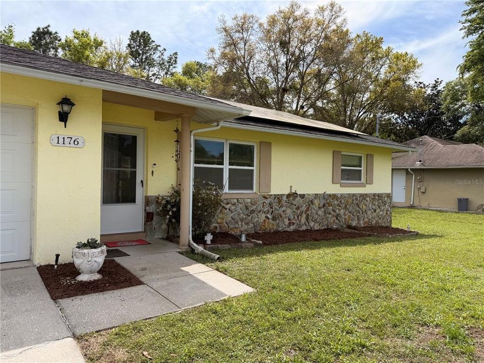 Activo con contrato: $197,500 (2 camas, 1 baños, 1360 Pies cuadrados)