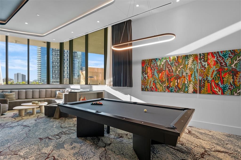 For Sale: $1,429,000 (2 beds, 2 baths, 1339 Square Feet)