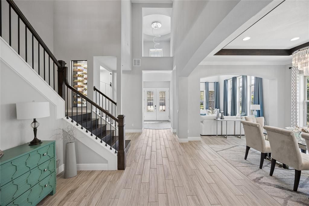 En Venta: $2,290,000 (5 camas, 6 baños, 5448 Pies cuadrados)