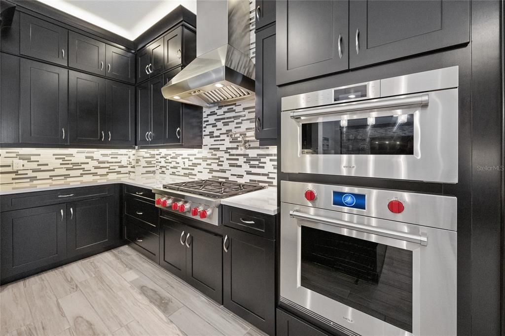 En Venta: $2,290,000 (5 camas, 6 baños, 5448 Pies cuadrados)